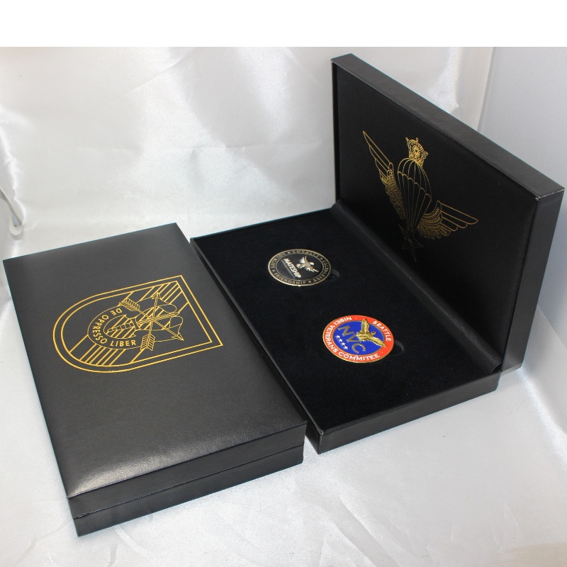 Objekt V-21 rektangel PU-läderlåda för 90*120 mm medalj, mynt- och myntmärke osv. mm.234*140*40, vikter omkring 325g