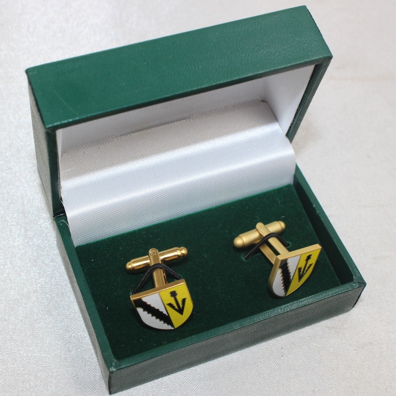 Objekt VK-1 rektangelplastlåda täckt av Leatherette Paper för 58 * 20mm bandklämma, nyckelring, manschettknappar, emblem mm mm 75 * 50 * 38, vikter ca 56g