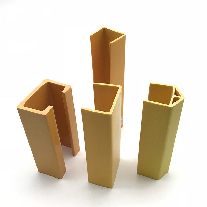 Anpassad Multi Olika U-former Kanal ABS UPVC PP PE PVC Plast Extruderingsprofiler för maskinskyddsdekoration