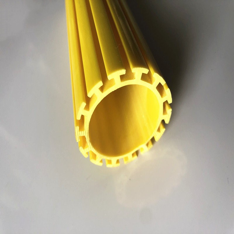 skräddarsydd extrudering pvc profilrör plaströrsprofil för glidskåran för klubba stöd