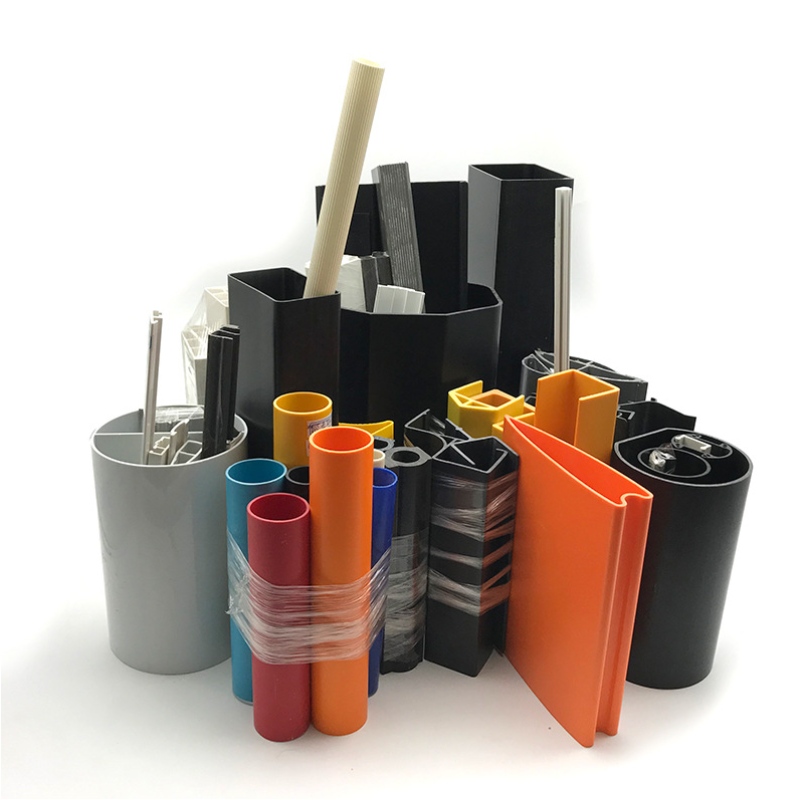 Icke-standard egen tillverkning billig prisextruderad pvc plastprofil för byggnadsmaterial