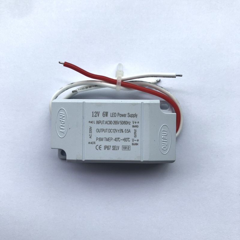 6W 36V 0.16A icke limfyllning Vattentät plastskal ledad Reglerad växelströmförsörjning ip67 power bank transformator