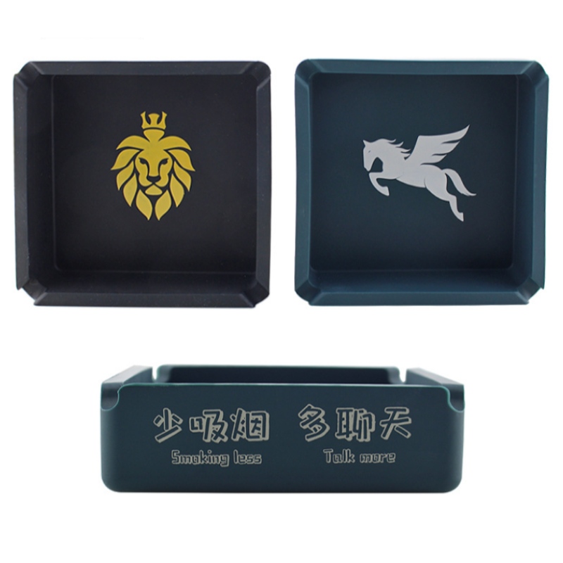 Stor tryckt fyrkantig askkopp