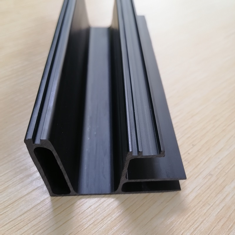 Tillverkare av egen pvc-profil i Kina av pvc-profilföremål av egen plast