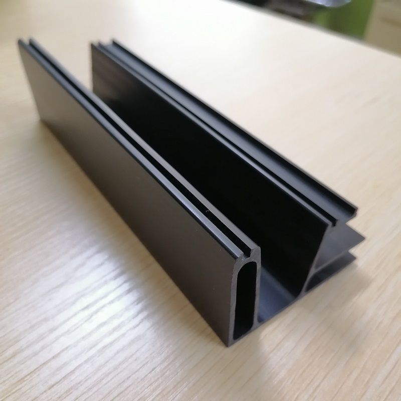 Tillverkare av egen pvc-profil i Kina av pvc-profilföremål av egen plast