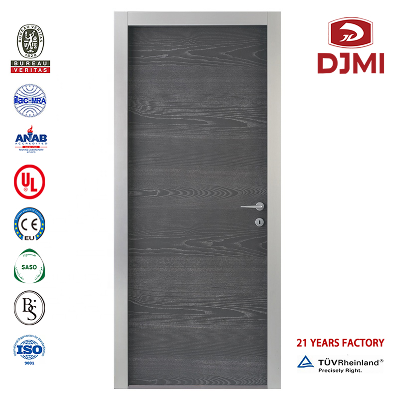 Billigt träinredningsrum Träspolning Enbladsdörrdesign Mdf Anpassad Enkel träpanel Trädörr Koreansk stil Modern design Nya inställningar Professionellt mode Melamin Enkelt hem Interiör Utländska trädörrar Paneldörrdesign