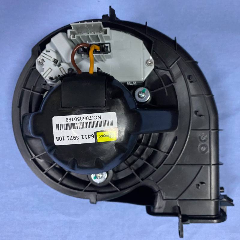 OEM NO. 6411697108 Auto Parts A/C Blower Motor for BMW X5 X6 E72 E71 E70