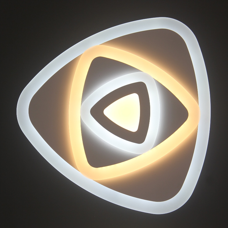 AC802 Taklampa