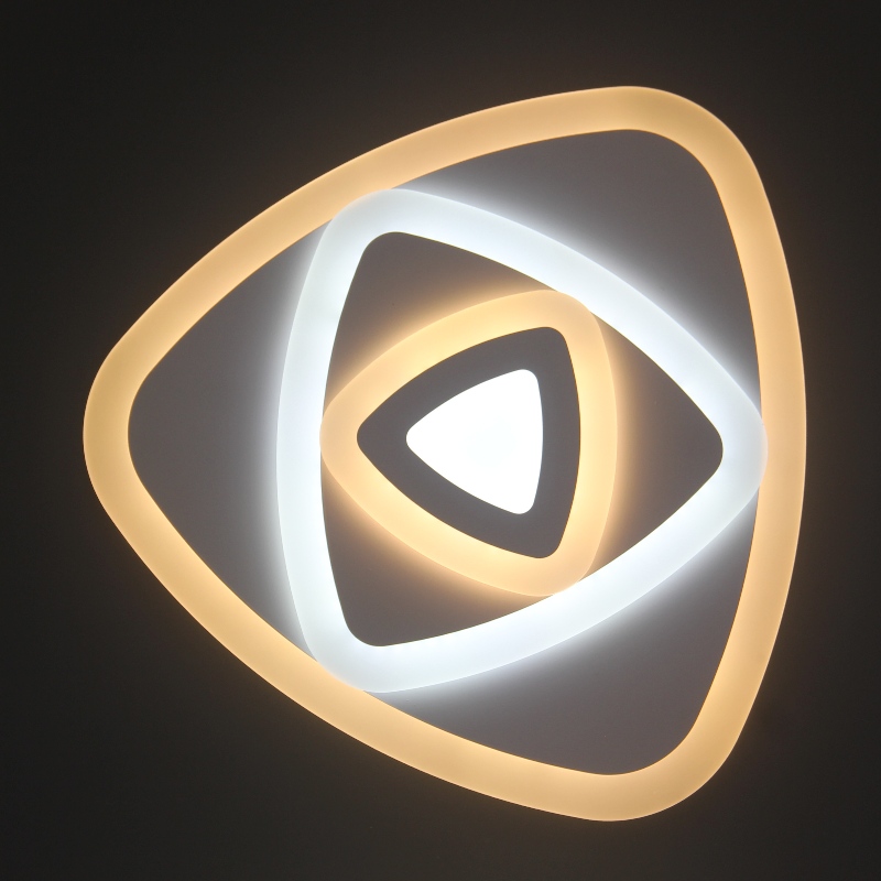 AC802 Taklampa