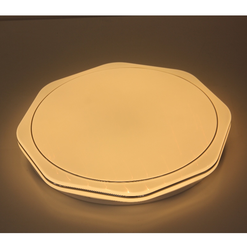 CX207 Taklampa