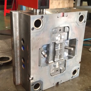 Professionella formsprutstillverkare anpassade industriella plastdelar formsprutningsporslin till salu