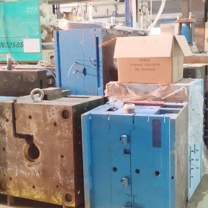 Högkvalitativ ShenZhen Mould Factory Anpassad maskin plastdelar formsprutning