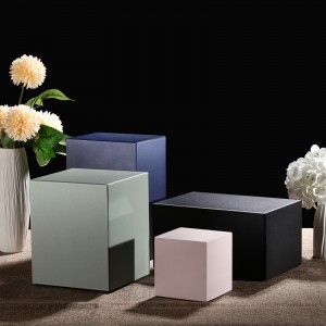 Black Metal urnor för människor