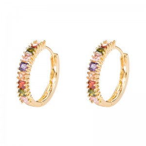 Ins Europeisk och amerikansk personlighet Överdriven fyrkantig Zircon Örhängen Örhängen Kvinna Ren Koppar Guldpläterade Mikroinflytande Örhängen Örhängen Partihandel