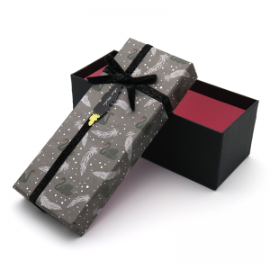 Custom Pink Black Rigid Paper Packaging Axel Box med Bowknot Ribbon Brudtärna Presentförpackning och Väskor