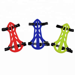 ELONG OUTOME 440001 Arm Guard Mjuk gummijusterbar dubbelfaced bågskytte med skyddande