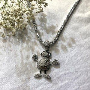 Micro Inlaid Zircon Humanoid Fashion Pendant
