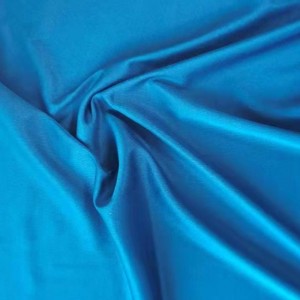 Återvunnet tygpolyester