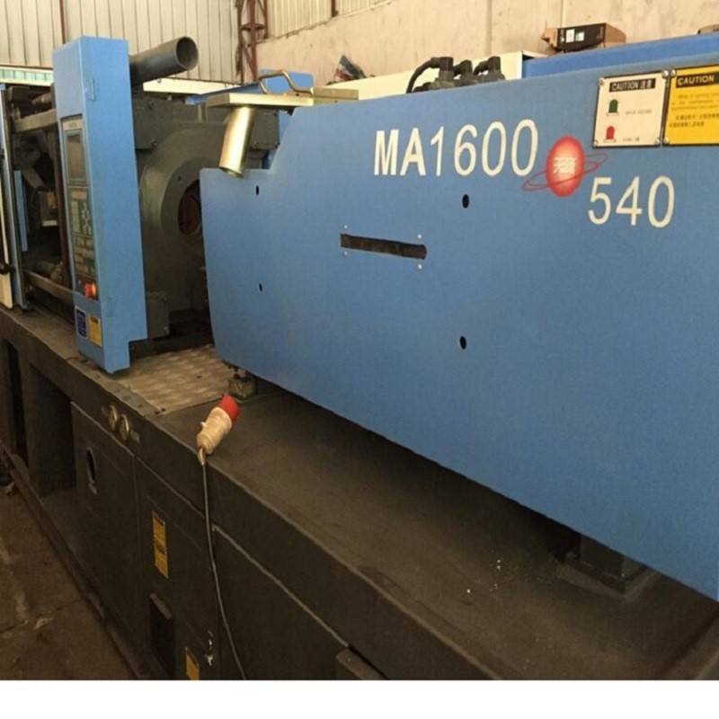 160 ton begagnad formsprutningsmaskin
