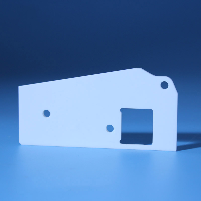 Vad är processflödet av aluminiumoxid keramikproduktion?