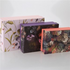 Delikat guldpläterad knapp Elastisk knapp Presentförpackning