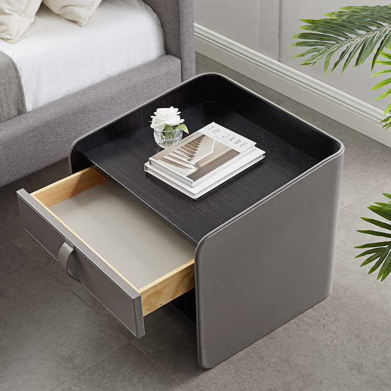 Italienska moderna design lyxiga storanattduksbordet läder sängbord sovrum möbler