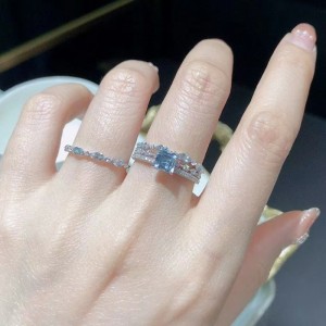 Aquamarine dubbel design ädelstenring för flicka
