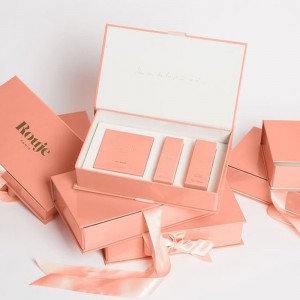 Lyxiga kosmetiska förpackningslådor Anpassad logotyp hudvård Eterisk oljeparfymförpackning för kosmetik parfymförpackning