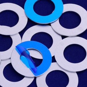 Metallstämpelsmycken