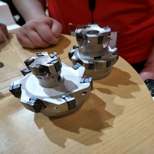 Snabb framåt Tung skärande skärare Hög hastighet Foderfräsning Cutter Holder End Mill