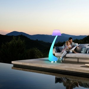 132 cm hög färgbyte LED -hörngolvlampa med dimbar fjärrkontroll