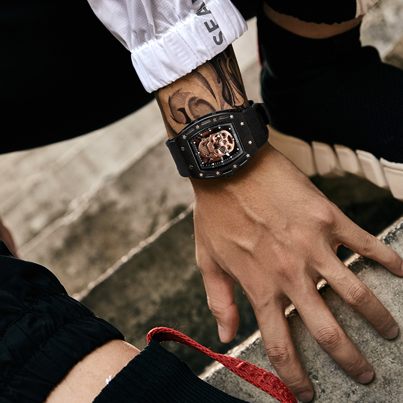 McKinsey släppte en rapport: Under de kommande fem åren kommer den avancerade smycken och lyxklockindustrin att växa snabbt!