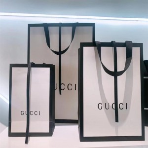 Anpassad förpackningsväska Färgglada väska Presentpåse Shoppingväska Handväska Förpackningspåse Exklusiv logotyp 5-färg Tryck Papperspåse Kraftpåse