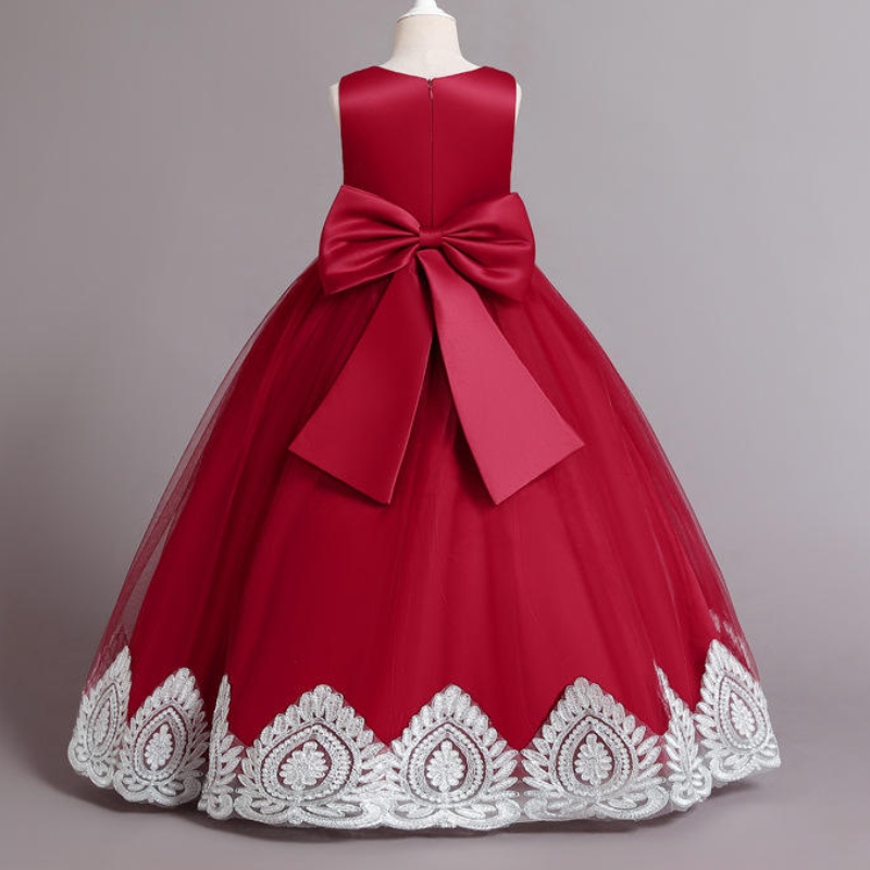 Flickor Long Tail Princess Dress 2022 New Flower Catwalk Dress