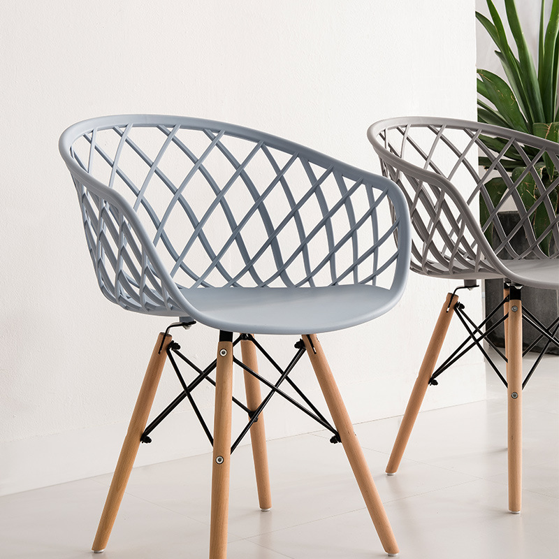 Het försäljningnordisk design stil restaurang tung tull vit matsal plaststol med träben