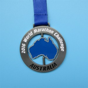 Mjuk emalj Silver Metal Colorful Map Jigsaw World Marathon Combination Medals