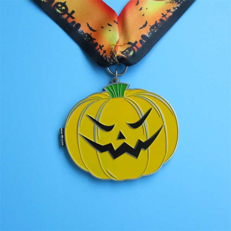 Intressant anpassade metallmedaljer semestergåva Halloween jul påskfestival metallmedaljer