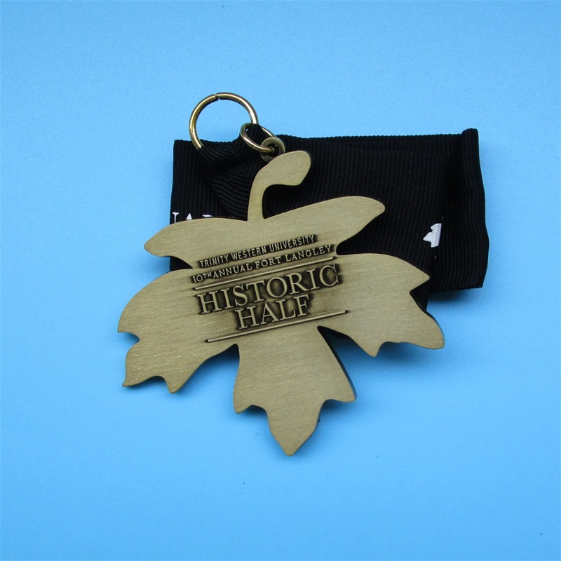 Leaf Design Professional Custom Run Medal Holiday Run Medal