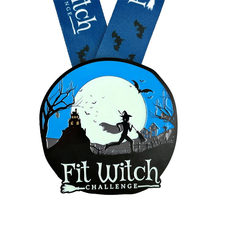 Unika semesterkörningsmedaljer 7/8-tums matt black metal medalj halloween lysandenattmedaljer