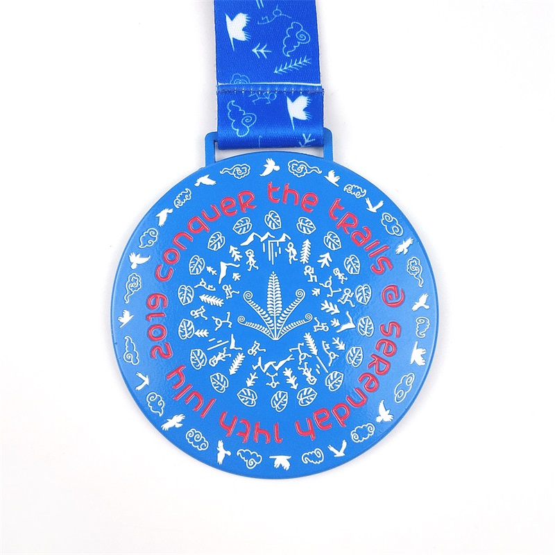 Anpassade perspex troféer och medaljer sport visar utbildning badminton fotboll kopp fotbollsmedaljer och troféer