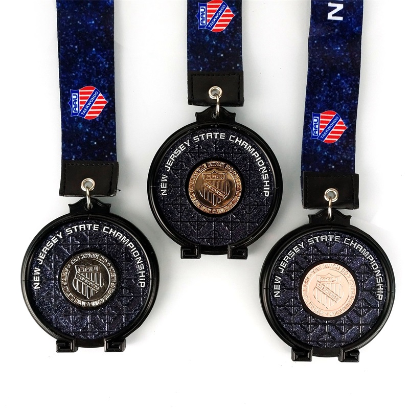 GAG DESIGN Award MedalS and Cups Custom Medals Emamel Animal MedalS