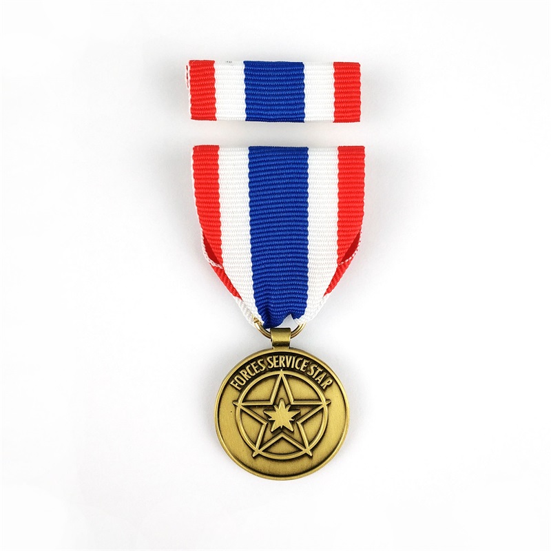Mjuk emalj Anpassad stiftmärken Award Medal of Honor med Short Lanyard