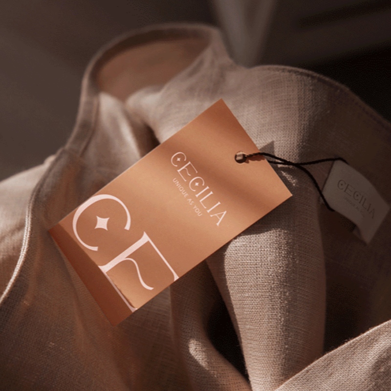 Material för att göra klädtaggar