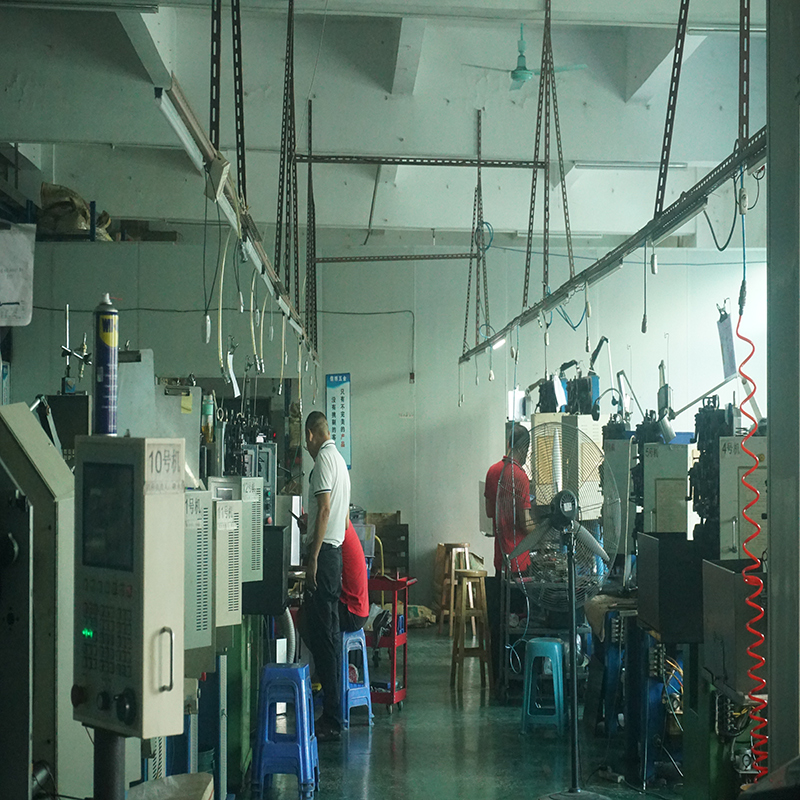 Slät produktion, ett stort antal beställningar före vårfestivalen