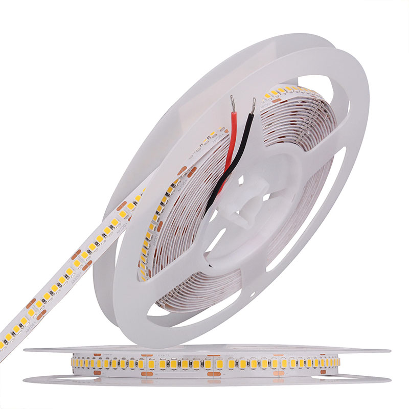 2835 240LEDS/M LED -remsa