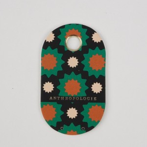 Anpassad modedesign Logo Varumärke Högkvalitativt anpassat pappershängtaggar med strängrep för klädmiljövänlig