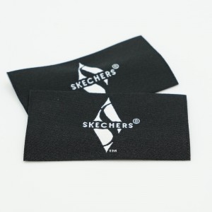 Partihandel plagg designer anpassade logotypkläder skjorta taggar plagg bomull märke etiketter klädvävd etikett miljövänlig