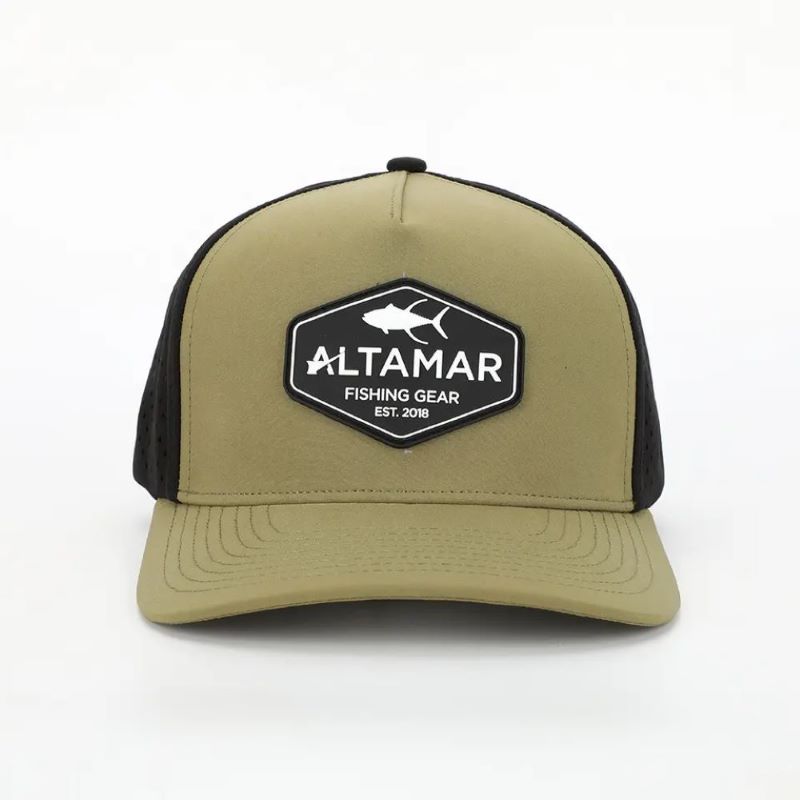 Anpassad 5 Panel Waterproof Army Green Polyester Laser Cut Hole Sports Hat, Perforated Golf Gorras, Rubber Patch Logo Baseball Cap