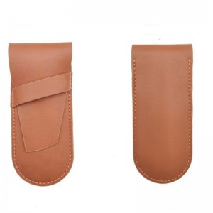 Lädernyckelspänne, USB -läderfodral, olika små läderföremål, läderplånbokskortfodral