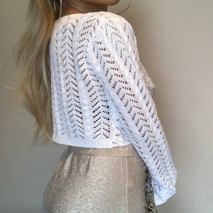 Vit V-ringning Pullover ihålig långärmad modevisning Thin Sexy Sticked Women\'s tröja